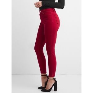 GAP Red Velvet Curvy Super High Rise Jegging